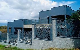 Paradise Island Apartments Fiji-Nadi